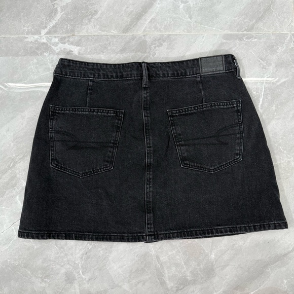 Women’s American Eagle Super Hi Rise A-Line Button Up Black Denim Skirt Size 8 - Picture 9 of 15